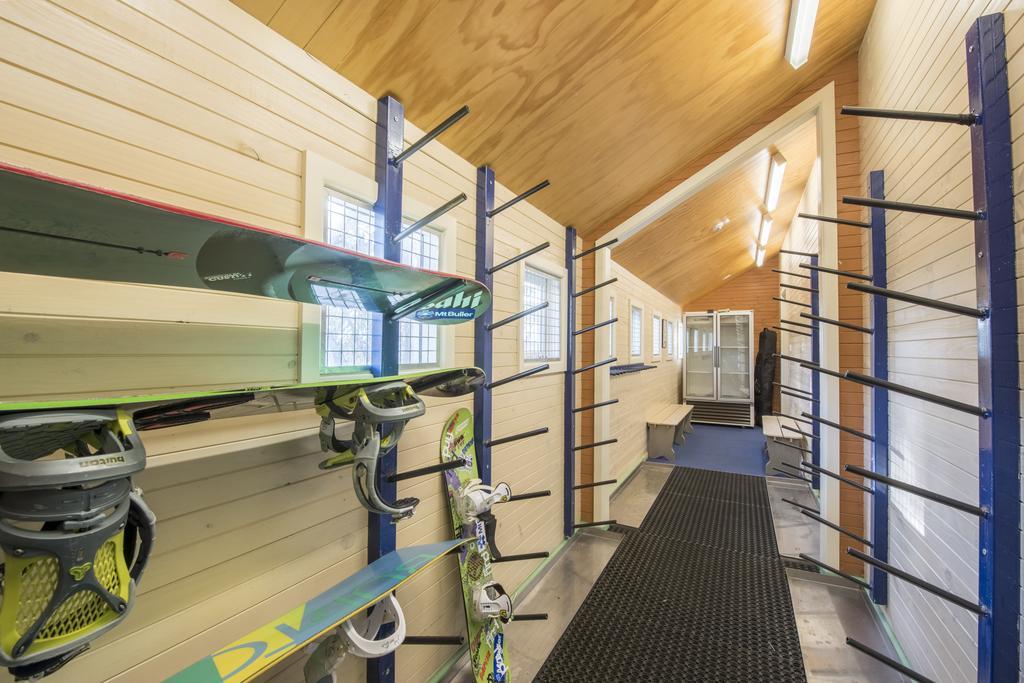 Terama Ski Lodge マウント・ブラー エクステリア 写真