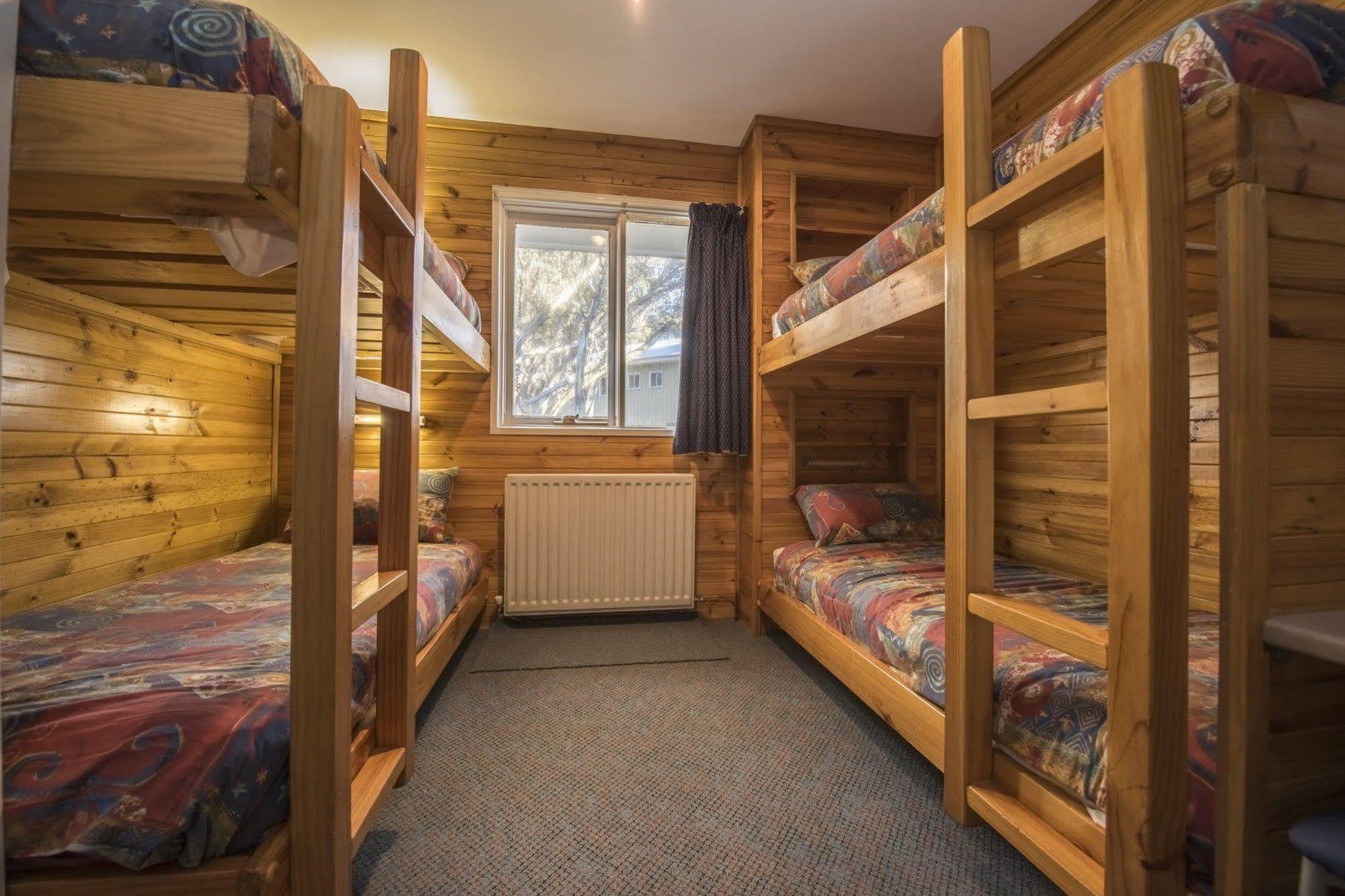 Terama Ski Lodge マウント・ブラー エクステリア 写真